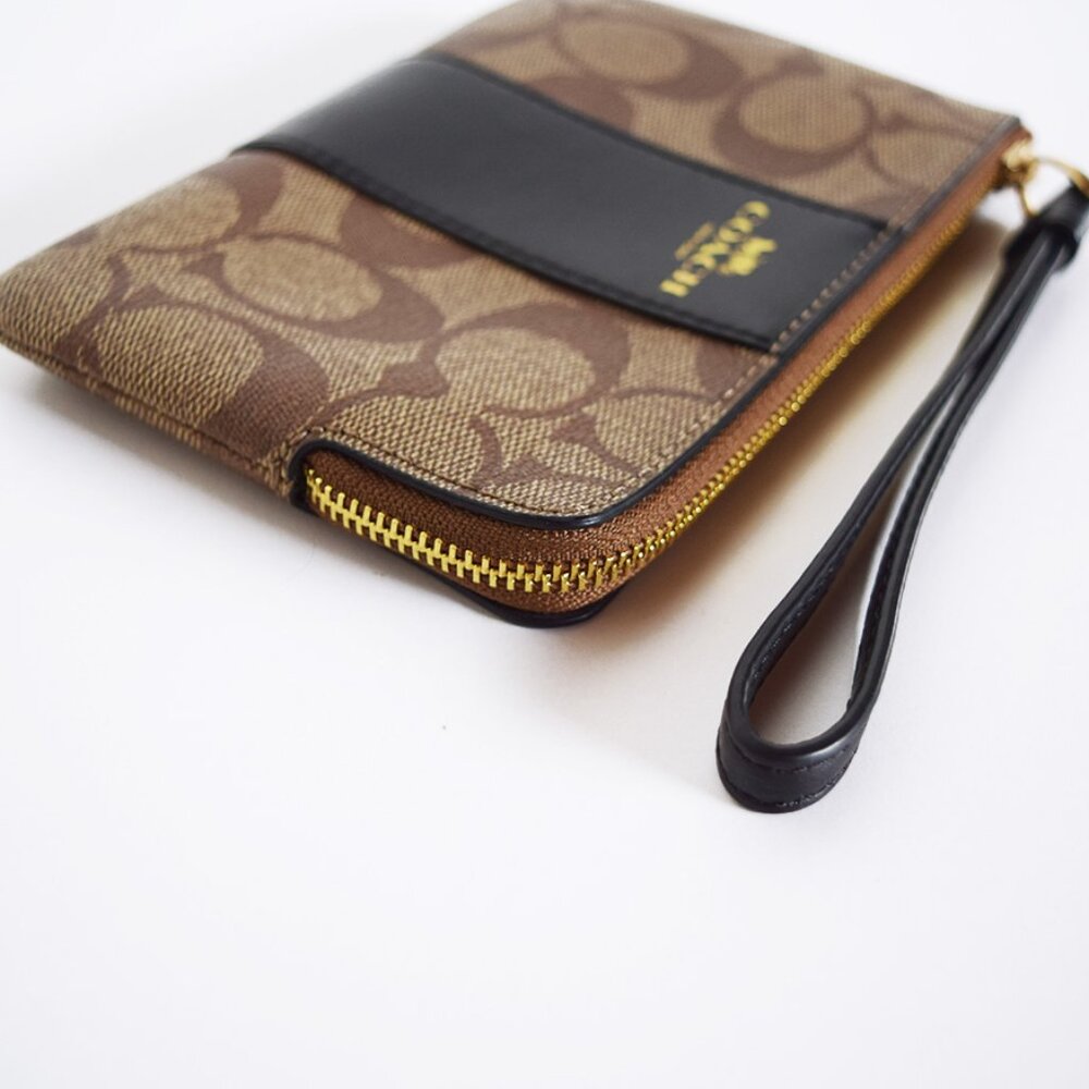 Coach Corner Zip Wristlet In Signature Canvas With Stripe NWOT - Picture 5 of 11